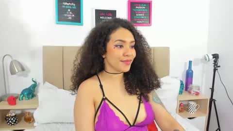 Snapshot of zoe_gruber chatting on 9, 3, 2025 Zoe Gruber online show from 9, 3, 2025