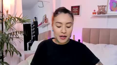 Snapshot of zoe_gruber chatting on 20, 11, 2025 Zoe Gruber online show from 20, 11, 2025