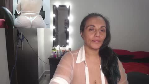 Snapshot of zoe_hotxxx chatting on 6, 1, 2025 zoe hotxxx online show from 6, 1, 2025