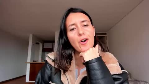 Snapshot of zoe_jeane_beker chatting on 20, 9, 2025 ZOE online show from 20, 9, 2025