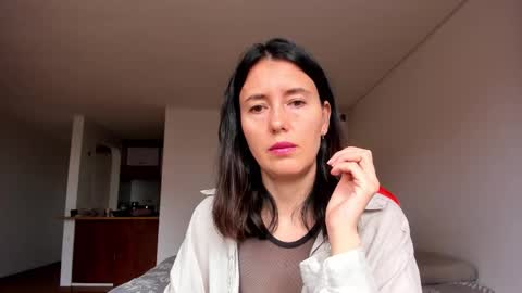 Snapshot of zoe_jeane_beker chatting on 6, 10, 2025 ZOE online show from 6, 10, 2025
