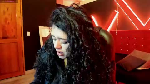 Snapshot of zoe_lara_34 chatting on 13, 7, 2026 zoe online show from 13, 7, 2026