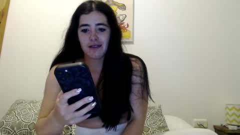 Snapshot of zoe_mill33r chatting on 20, 12, 2024 Zoe online show from 20, 12, 2024