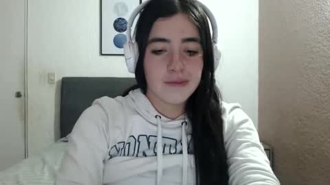 Snapshot of zoe_mill33r chatting on 9, 1, 2025 Zoe online show from 9, 1, 2025