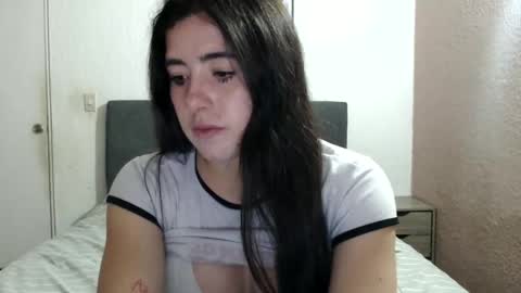 Snapshot of zoe_mill33r chatting on 11, 1, 2025 Zoe online show from 11, 1, 2025