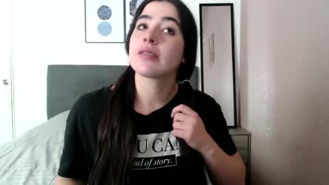 Snapshot of zoe_mill33r chatting on 12, 3, 2025 Zoe online show from 12, 3, 2025