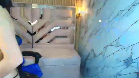 Zoe  online show from 15, 11, 2025