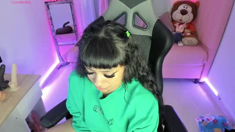 Snapshot of zoe_sullivan_ chatting on 25, 1, 2025 zoe_sullivan_ online show from 25, 1, 2025