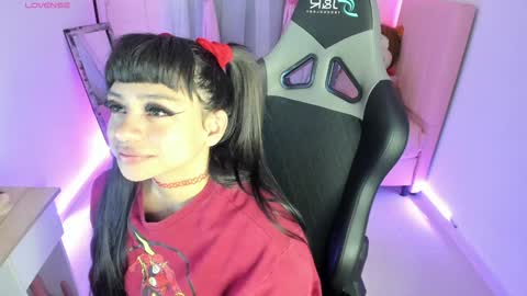 Snapshot of zoe_sullivan_ chatting on 8, 2, 2025 zoe_sullivan_ online show from 8, 2, 2025