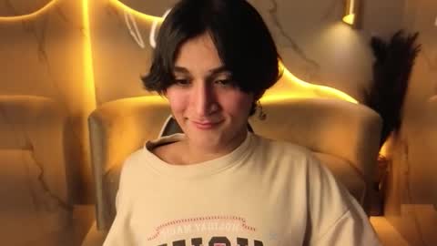 Snapshot of zoe_tp chatting on 27, 11, 2025 Zoe online show from 27, 11, 2025