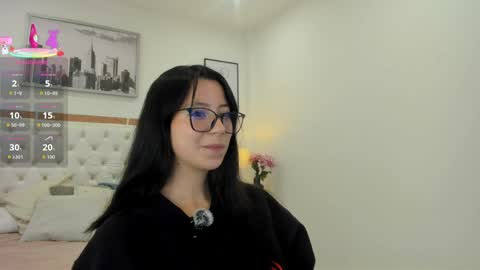 Snapshot of zoe_xra chatting on 2, 5, 2026 Zoe online show from 2, 5, 2026