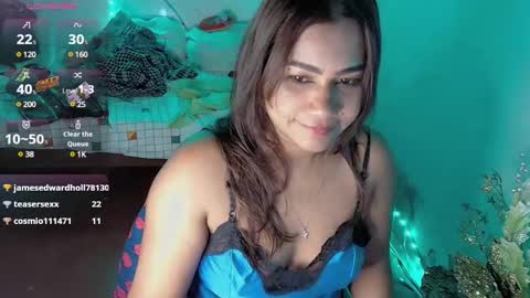 Snapshot of zoedirty chatting on 1, 1, 2025 kyara derika online show from 1, 1, 2025