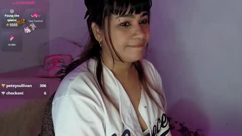 Snapshot of zoedirty chatting on 2, 2, 2025 kyara derika online show from 2, 2, 2025