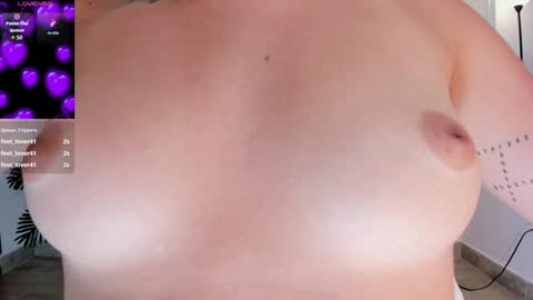 Snapshot of zoee_jackson chatting on 18, 12, 2024 zoee jackson online show from 18, 12, 2024