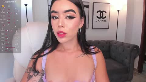 Snapshot of zoee_jackson chatting on 28, 12, 2024 zoee jackson online show from 28, 12, 2024