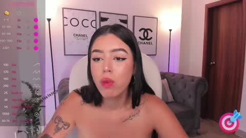 Snapshot of zoee_jackson chatting on 1, 3, 2025 zoee jackson online show from 1, 3, 2025