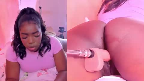 Snapshot of zoeethompson_cm chatting on 25, 6, 2026 online show from 25, 6, 2026