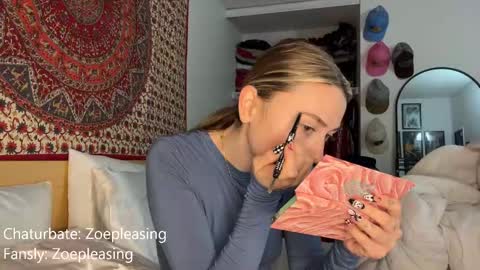 zoepleasing online show from 14, 10, 2025