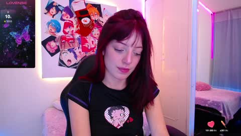Snapshot of zoeroux_ chatting on 19, 12, 2024 Zoe online show from 19, 12, 2024
