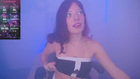Snapshot of zoeroux_ chatting on 30, 1, 2025 Zoe online show from 30, 1, 2025
