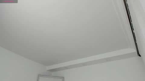 Zoes online show from 5, 2, 2025