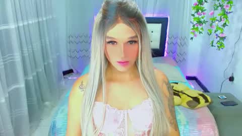 zoeschmmit online show from 5, 6, 2026
