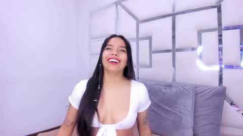 ZoeSwam online show from 9, 2, 2025