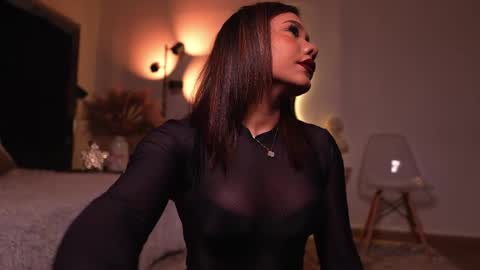 zoevidal_ online show from 9, 4, 2026