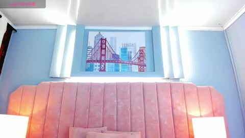 Snapshot of zoey_cute_ chatting on 4, 3, 2025 Valeria online show from 4, 3, 2025