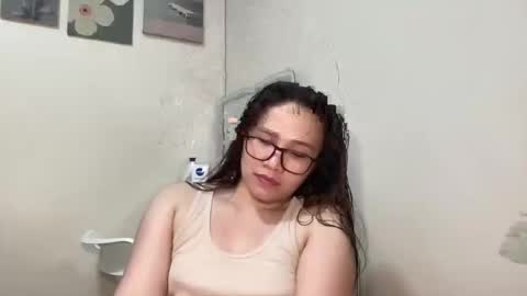 Snapshot of zoey_foryou chatting on 7, 6, 2026 zoey_foryou online show from 7, 6, 2026