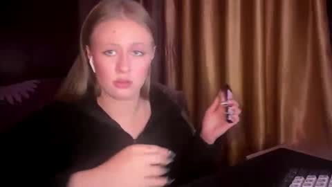 Snapshot of zofiahoetger chatting on 26, 2, 2026 Lisa online show from 26, 2, 2026