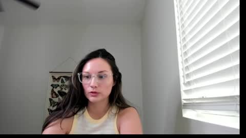 Zoie online show from 11, 6, 2026