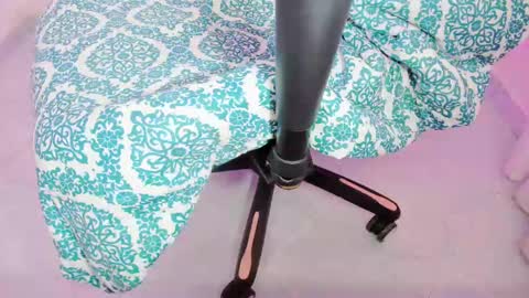 Alicie online show from 4, 3, 2025