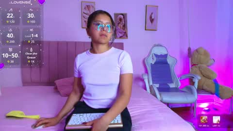 Snapshot of zoow_bluussh chatting on 27, 2, 2026 Zoe online show from 27, 2, 2026