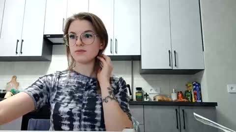 Snapshot of zoriana20 chatting on 3, 10, 2025 zoriana20 online show from 3, 10, 2025