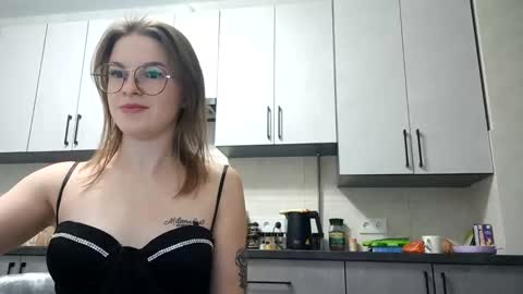 Snapshot of zoriana20 chatting on 21, 10, 2025 zoriana20 online show from 21, 10, 2025