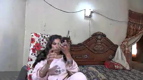 zoyakhan803 online show from 8, 5, 2026