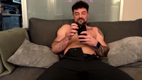 Snapshot of zuko_zen69 chatting on 1, 2, 2025 Zuko online show from 1, 2, 2025