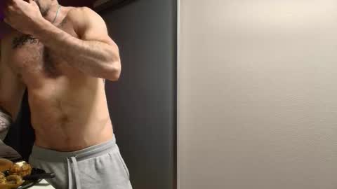 Snapshot of zuko_zen69 chatting on 15, 10, 2025 Zuko online show from 15, 10, 2025