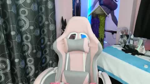 zulemapiel online show from 1, 4, 2026