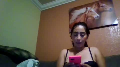 zully_333 online show from 2, 12, 2025