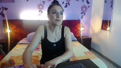 Snapshot of zuzana21 chatting on 4, 12, 2024 Zuzana21 online show from 4, 12, 2024