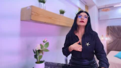 Snapshot of zuzana21 chatting on 15, 5, 2026 Zuzana21 online show from 15, 5, 2026
