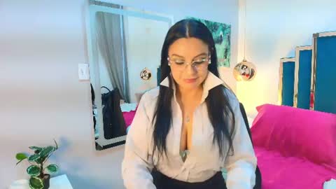 Snapshot of zuzana21 chatting on 16, 7, 2026 Zuzana21 online show from 16, 7, 2026