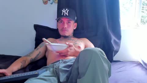 zyon garcia online show from 23, 10, 2025