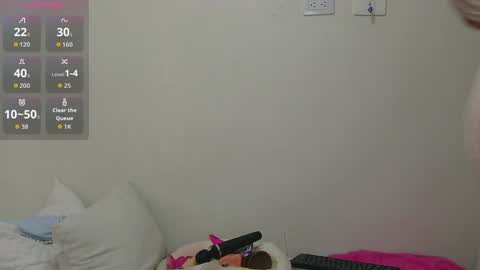 Snapshot of zyra_vex chatting on 1, 6, 2026 Zyra Vex online show from 1, 6, 2026
