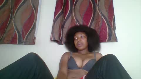 zyraelle_01 online show from 21, 4, 2026