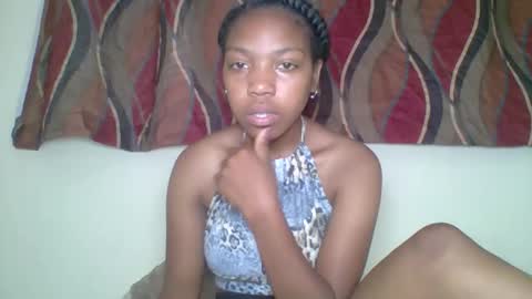 zyraelle_01 online show from 30, 4, 2026