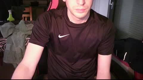 Snapshot of zyriosben chatting on 6, 2, 2025 zyriosben online show from 6, 2, 2025