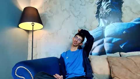 Zyro Nigth online show from 3, 12, 2025